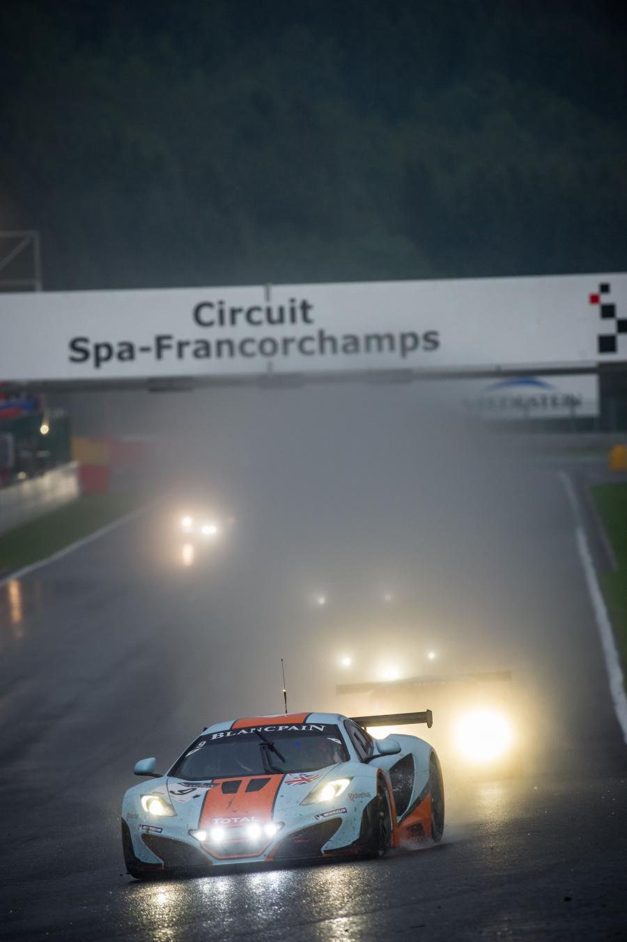  McLaren MP4-12C GT3 Spa 24 hours 2012 года  (фото 5 из 17)